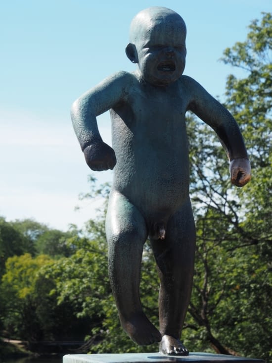 La fameuse sculpture "le jeune impétueux" de Vigeland