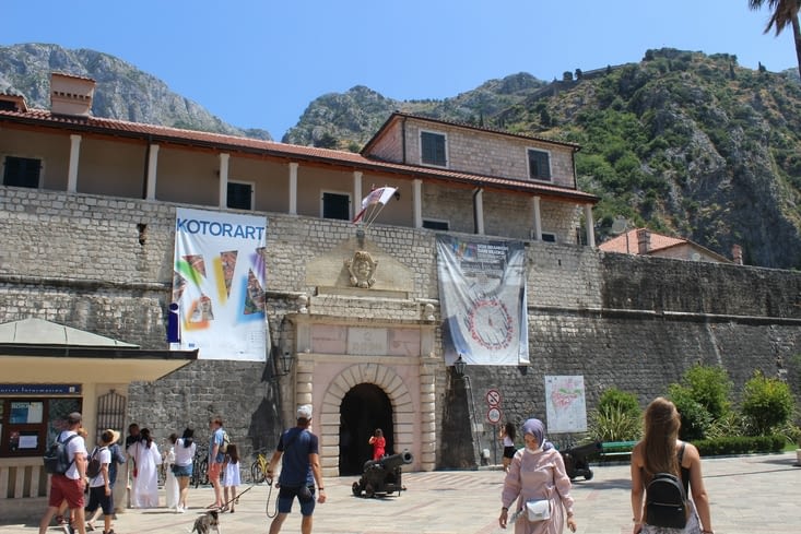 Porte d'entrée de la ville de Kotor