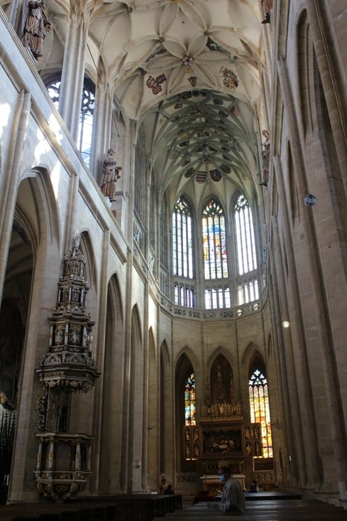 Intérieur de l'église Sainte Barbe