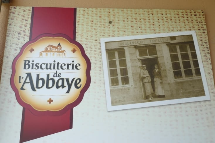 AH AH.... Mais vous  n'y échapperez pas.. un peu d'histoire