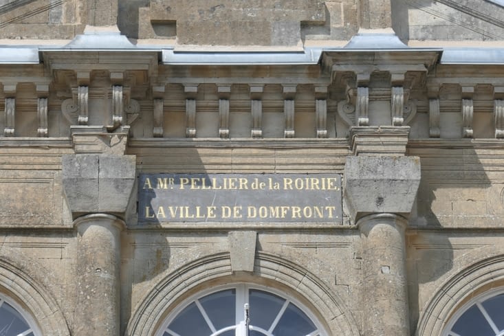 une petite visite de Domfont