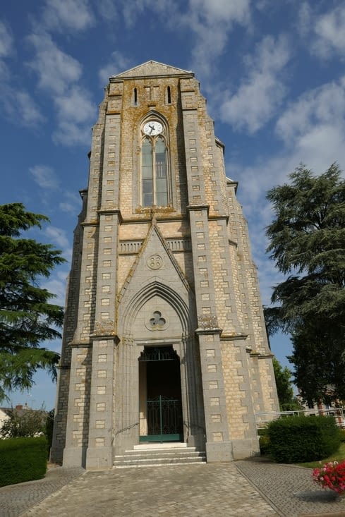 Et figurez vous que nous sommes même passés par le PERROU