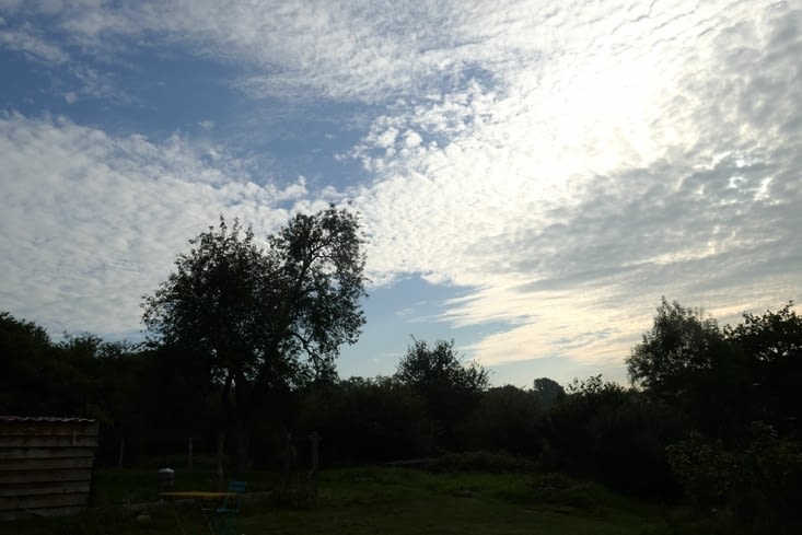 Et le temps semble avec nous