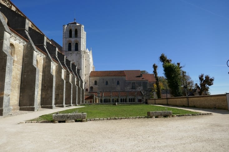 Les restes du cloître