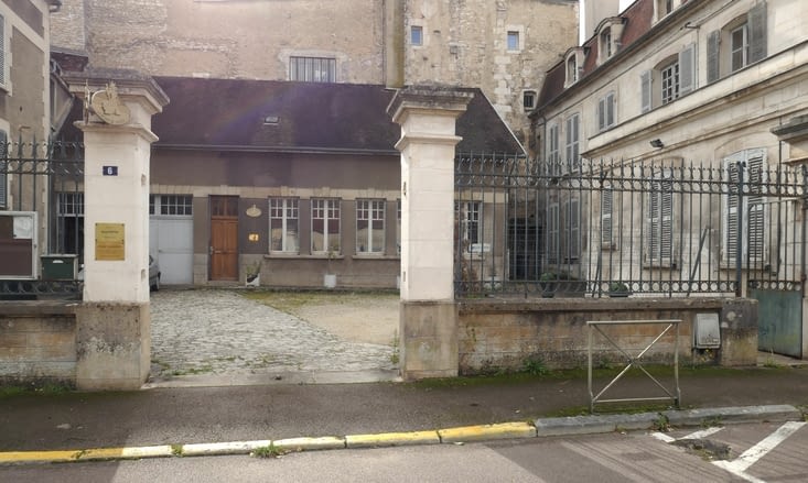 Jusqu'aux huissiers de justice qui sont pauvres