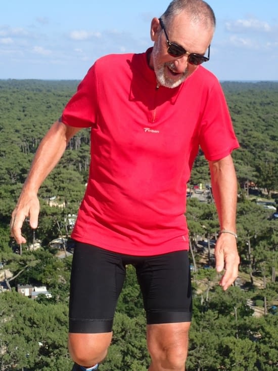 Dans l'effort et ans trucage.