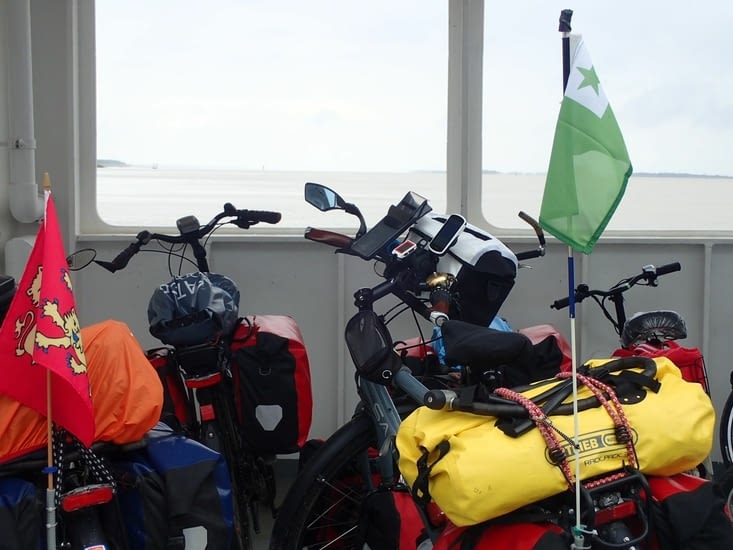 Sue le ban de Blaye à Lamarque.