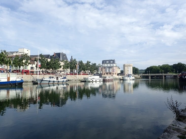 Verdun. Quais de la Meuse.