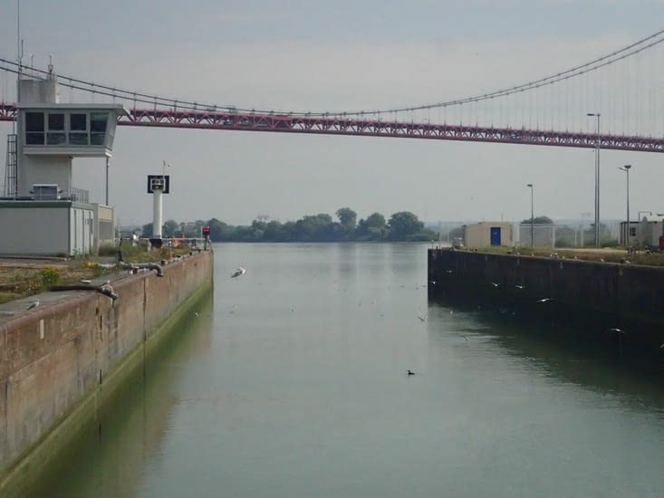 .L'Écluse de Tancarville.