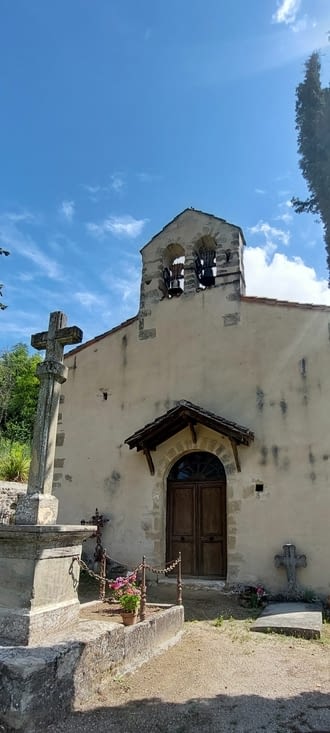 Chapelle N.-D de la Salette: un sacré petit béquet: