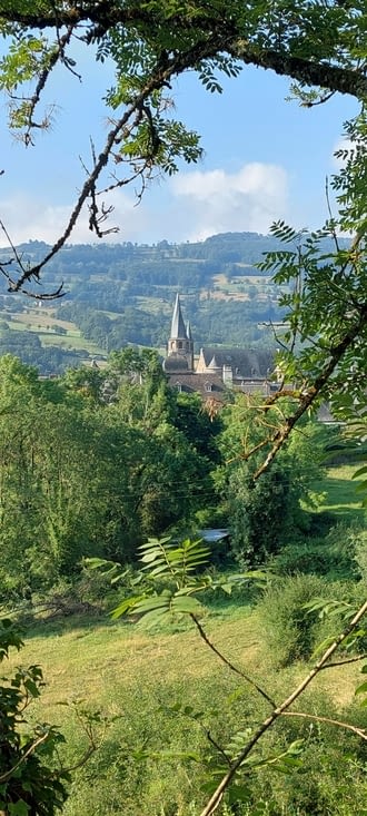St Côme d'Olt. Olt étant en occitan le nom du Lot.