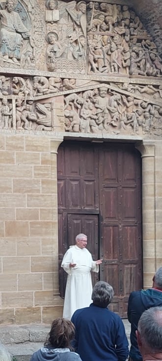 Ensuite, un frère nous explique (différemment que Michel,