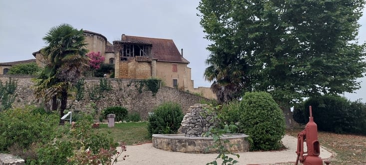 Départ de Pimbo et sa bastide