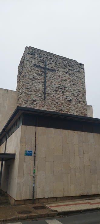 Virgen del Camino, basilique du 20ème siècle