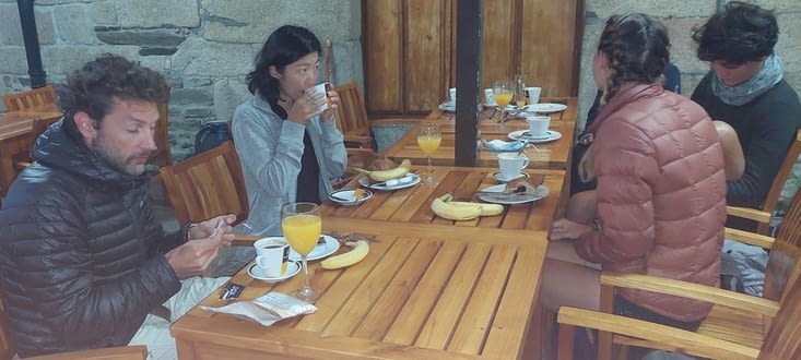 Petit déjeuner avant łe départ