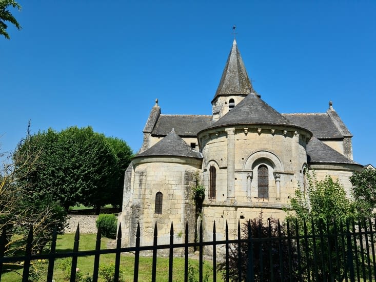 Église Saint-Quentin en sortie de La-Croix-en-Touraine