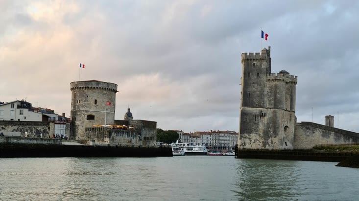 La même, mais depuis le bateau électro-solaire du Passeur