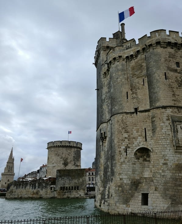Tours de La Rochelle : de droite à gauche, Saint-Nicolas, la Chaîne et la Lanterne