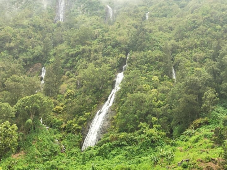 cascade du voile de la mariée