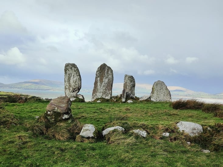 Eightercua stone row