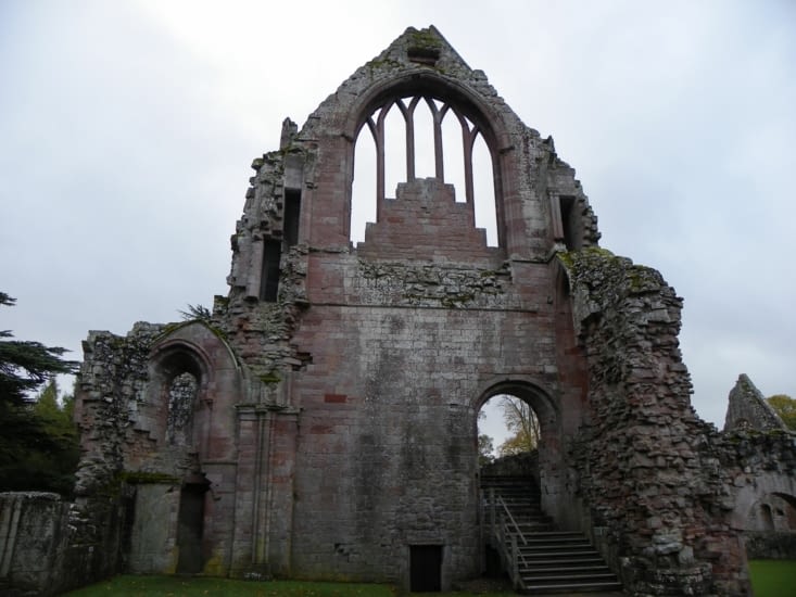 dryburgh abbey