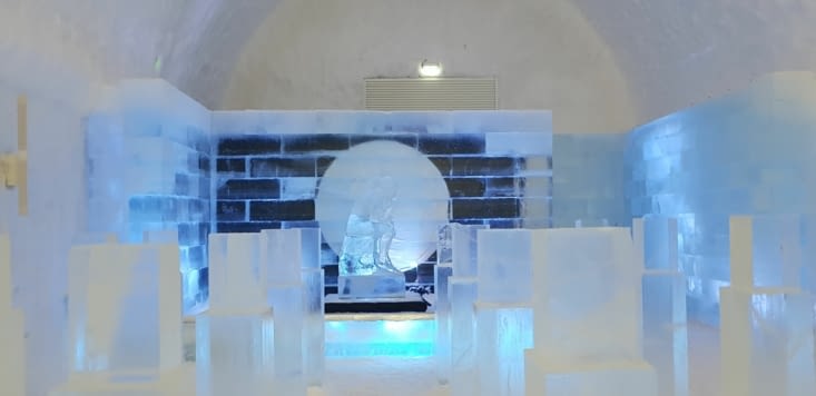 Ice bar