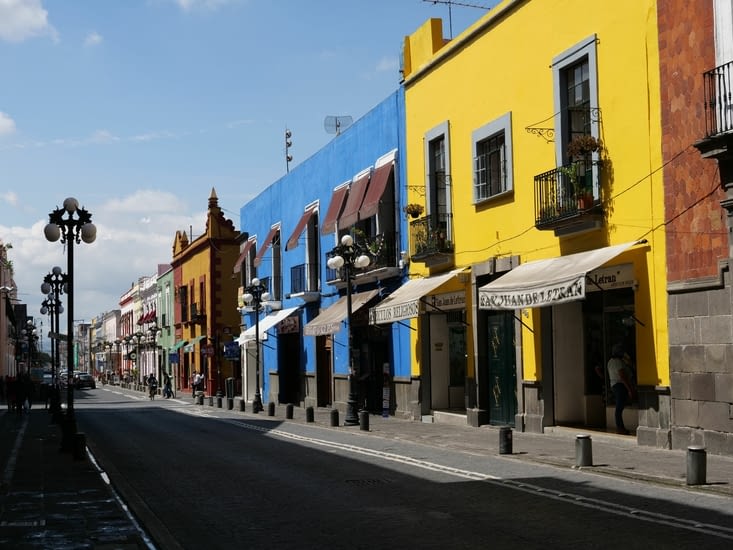 Rue colorée de Puebla