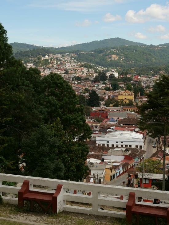 Vue depuis le parvis de l'église