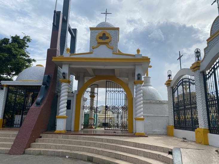 Entrée du cimetière