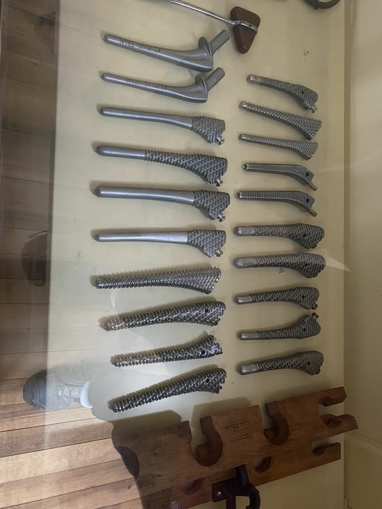 Et prothèse de hanche