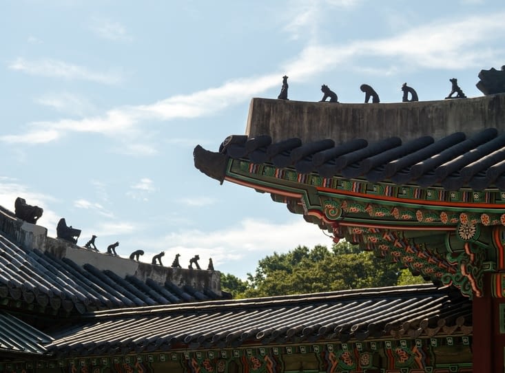 Sur tous les toits, on peut voir ces gargouilles