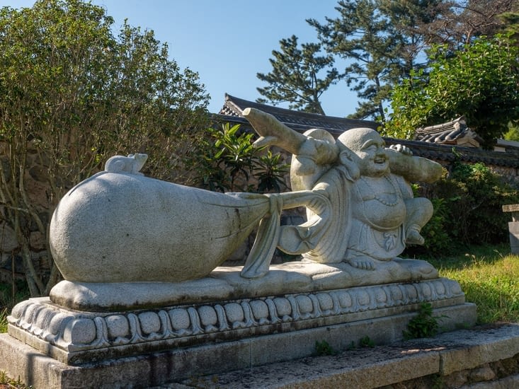 Un buddha mais dans un autre style