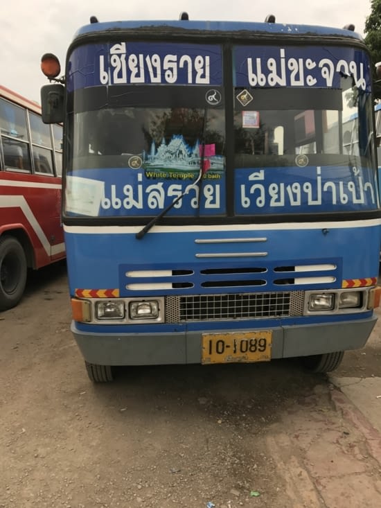 bus local bleu N° 1246