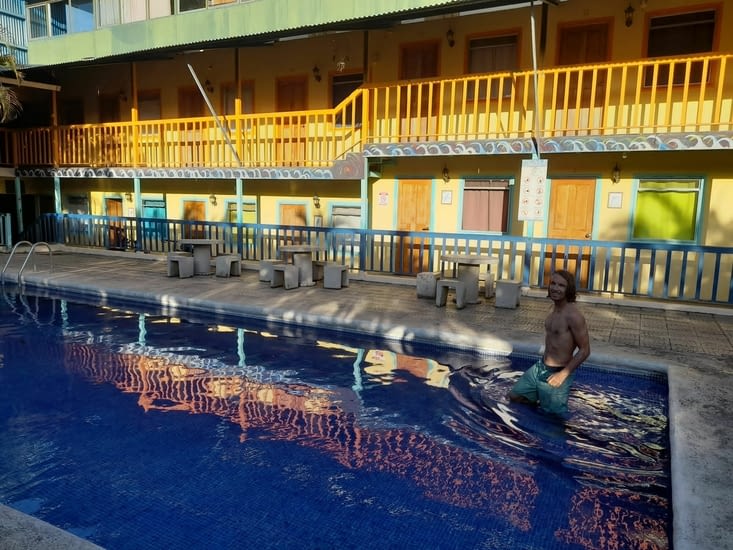 Après la tente la piscine !