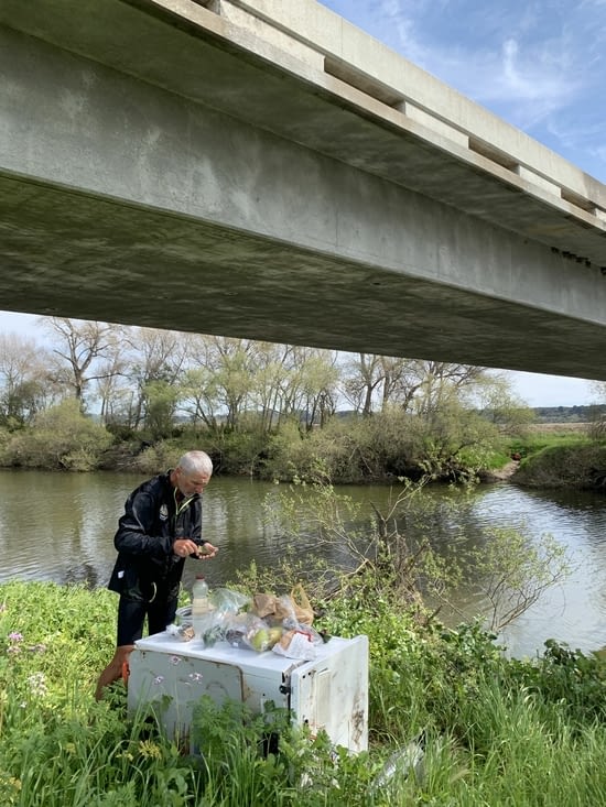 Pique- nique sous les ponts