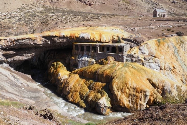 Monumento natural puente del inca