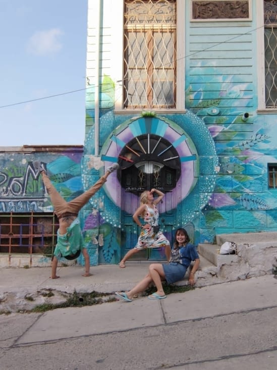 Avec les copains dans les rues de Valpo