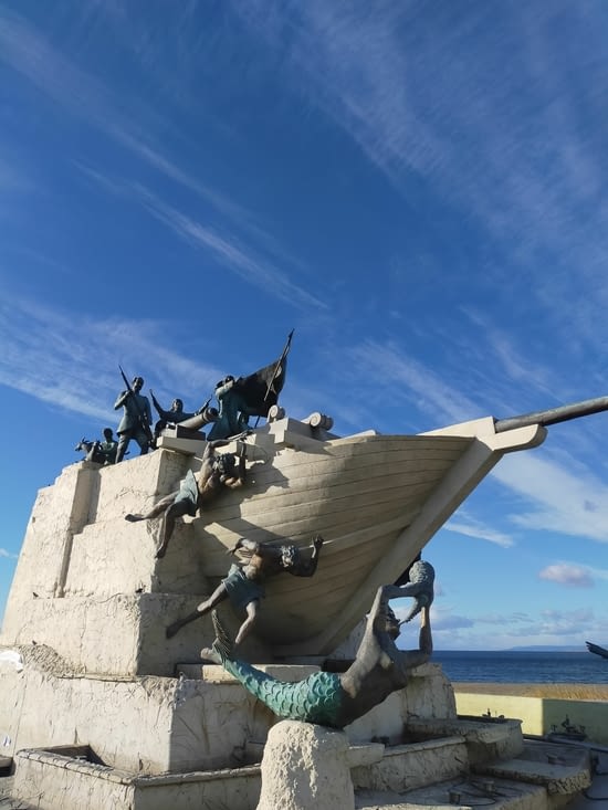 Monument pour l'équipage de la Goleta Ancud