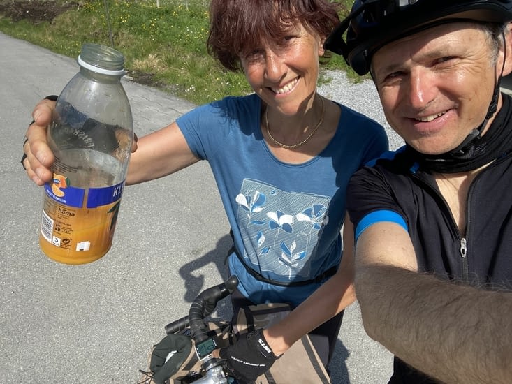 Il revient avec nous l’après-midi pour fêter nos…