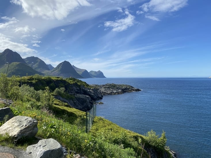 Et au bout de la petite île qu’il occupe….