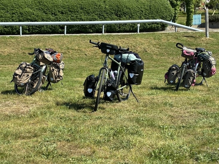 Très vite un premier arrêt.