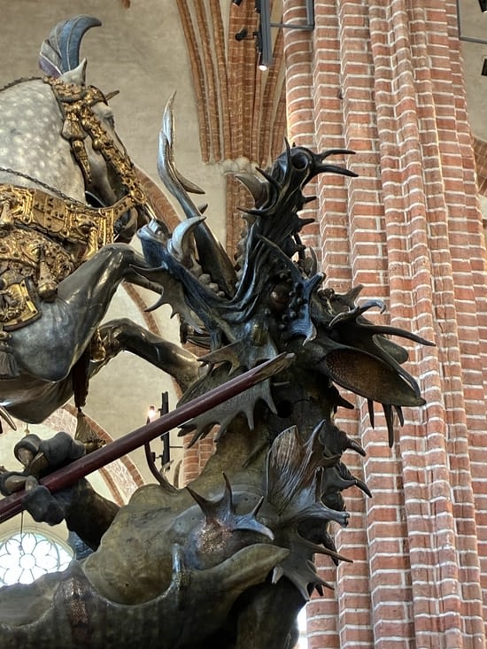 Et nous voici invités à terrasser tous les dragons que nous portons…