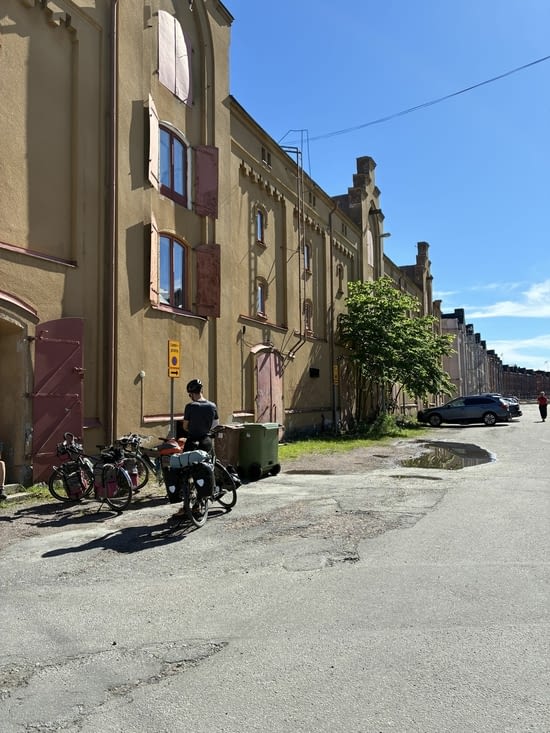 Avant d’arriver dans un logement surprenant à Gävle.