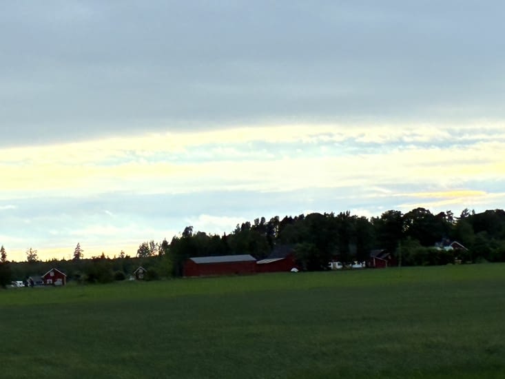 Mais la longue et interminable soirée a commencé depuis longtemps.