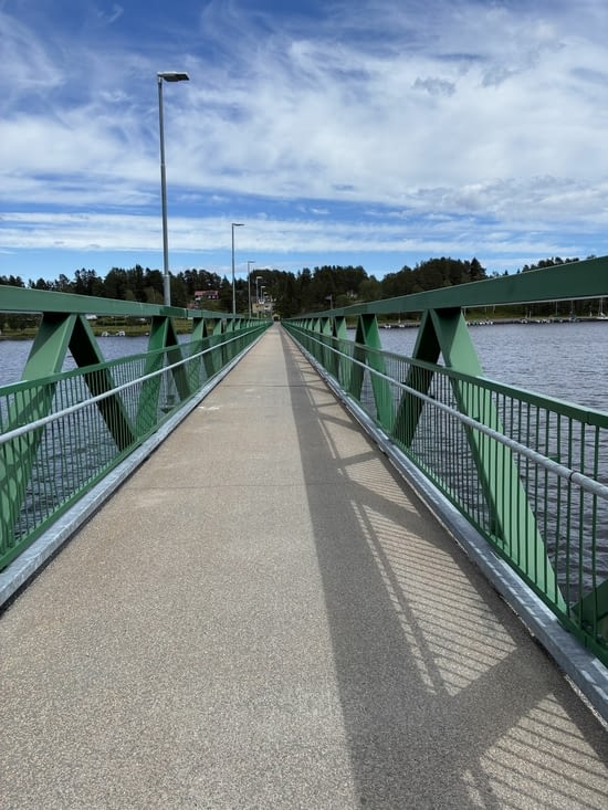Et des rivières dont chacune paraît être aussi large que la Seine.