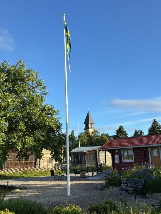 Il est 5 heures, Bursträsk s’éveille….
