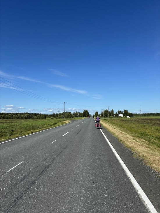 Aujourd’hui l’étape sera courte sur des routes longilignes