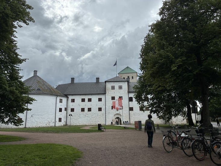 …. nous nous rendons au Turun Linna, le château de Turku…