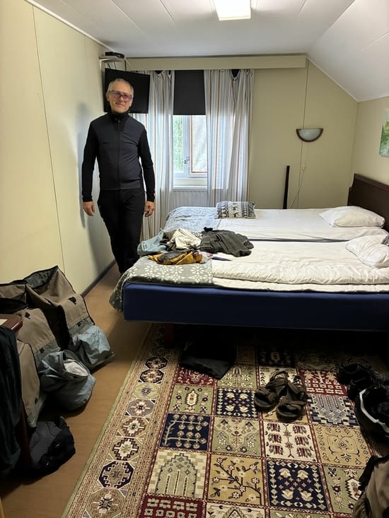 L’hôtel quant à lui est totalement désuet, mais charmant.