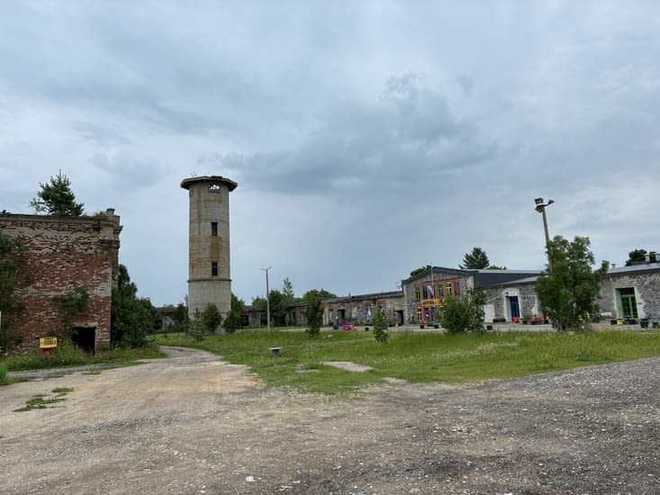 … et le Centre culturel de Viscosa, qui… ne paie pas de mine…